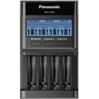 Panasonic BQ-CC65 - интеллектуальное зарядное устройство с LCD дисплеем и USB.